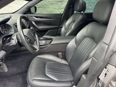 Used 2022 Maserati Levante GT image 7