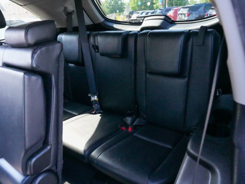 Used 2019 Toyota Highlander XLE image 16