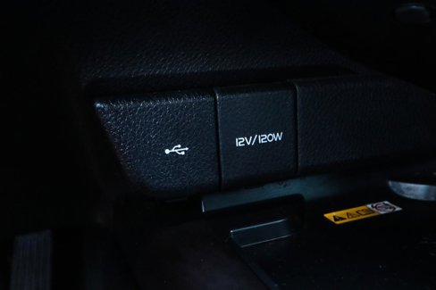Used 2022 Toyota Camry XSE w/ Cold Weather Package image 13