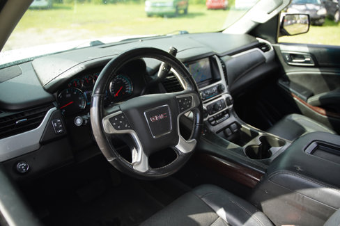 Used 2018 GMC Yukon XL SLT w/ Open Road Package image 4