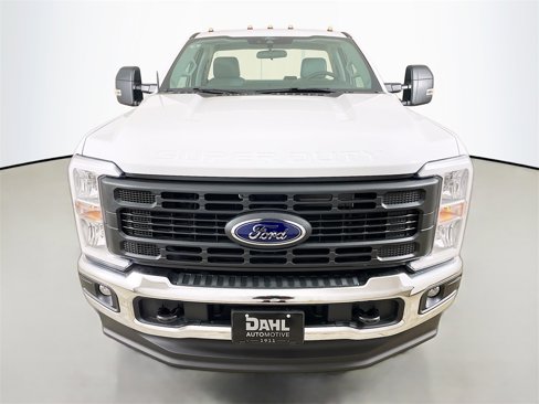 New 2025 Ford F350 XL w/ XL Chrome Package image 2