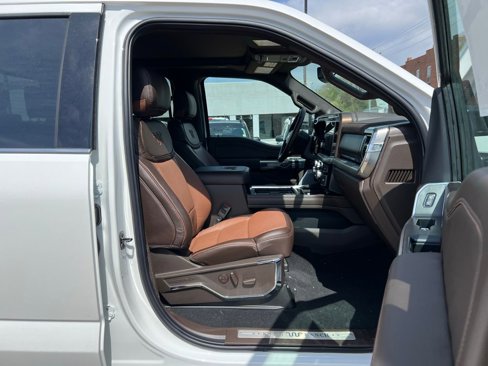New 2025 Ford F350 King Ranch w/ Chrome Package image 24