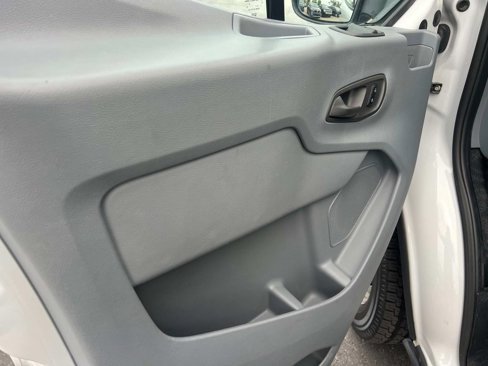 Used 2023 Ford Transit 250 Low Roof AWD image 16