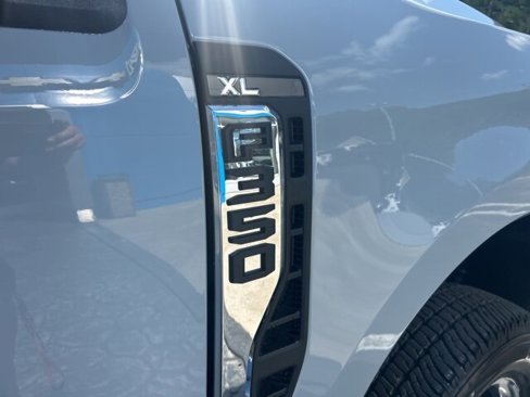 New 2025 Ford F350 XL image 10