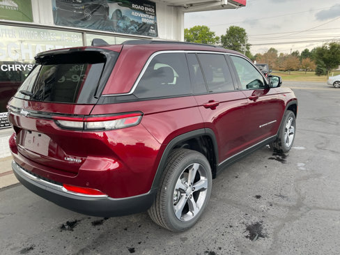 New 2025 Jeep Grand Cherokee Limited image 3