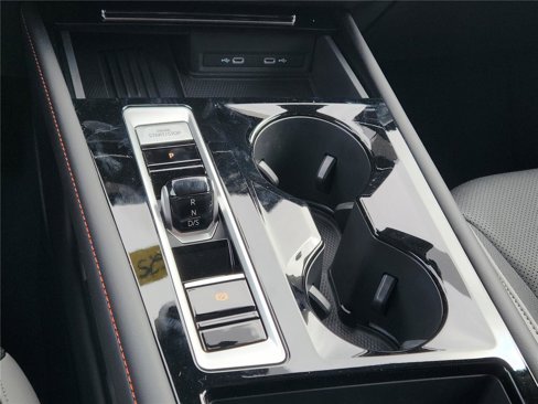 New 2025 Volkswagen Atlas Peak Edition SE image 20