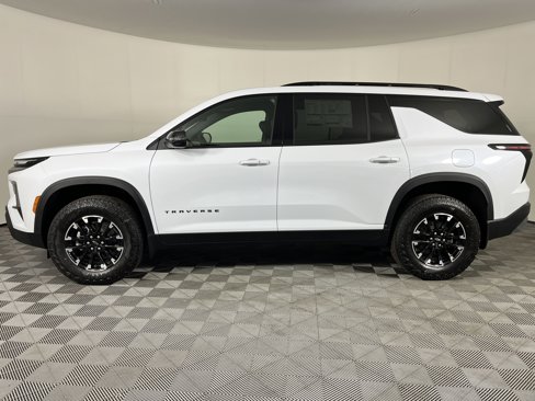 New 2026 Chevrolet Traverse Z71 w/ LPO, Floor Liner Package image 8
