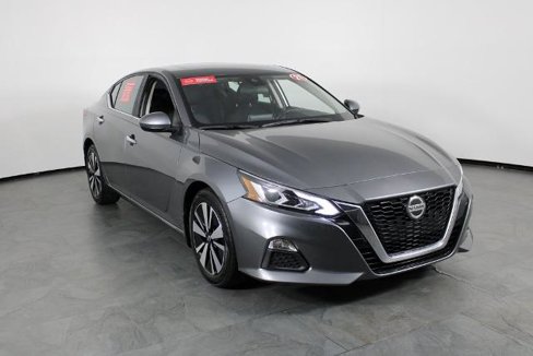 Certified 2021 Nissan Altima 2.5 SV w/ SV Premium Package image 11