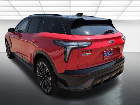 New 2026 Chevrolet Blazer EV SS w/ Performance Package image 2