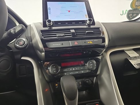 New 2025 Mitsubishi Eclipse Cross SEL image 21