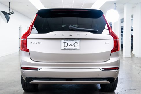Used 2023 Volvo XC90 T8 Plus image 5