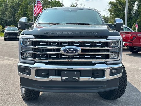 New 2025 Ford F250 Lariat w/ Lariat Ultimate Package image 2