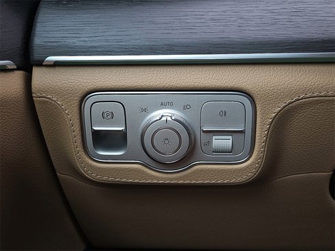 New 2026 Mercedes-Benz GLS 450 4MATIC image 22