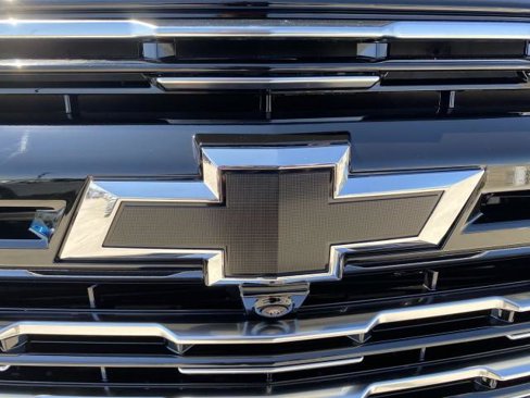 New 2026 Chevrolet Suburban High Country w/ LPO, Get Active Package image 32