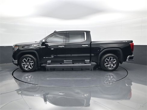 Used 2023 GMC Sierra 1500 SLT w/ SLT Premium Package image 8