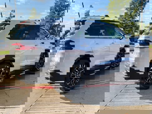 New 2026 Toyota Grand Highlander AWD Hybrid image 5