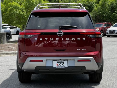 New 2025 Nissan Pathfinder SL image 10