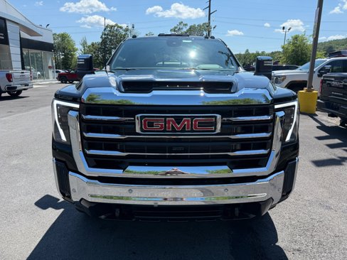 New 2025 GMC Sierra 2500 SLT w/ SLT Convenience Package image 8