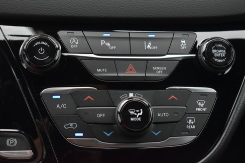 New 2026 Chrysler Voyager LX image 29