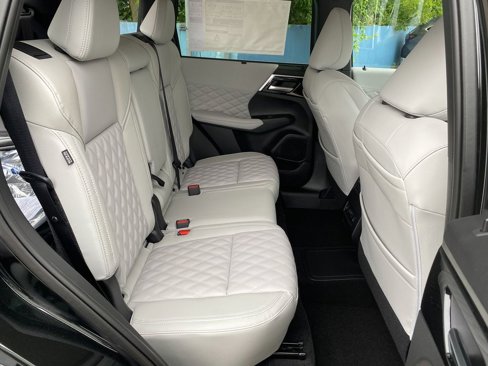 New 2025 Mitsubishi Outlander SEL image 27