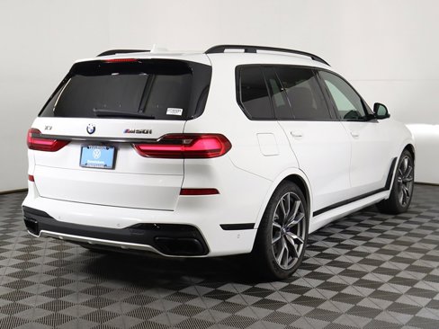 Used 2022 BMW X7 M50i image 15
