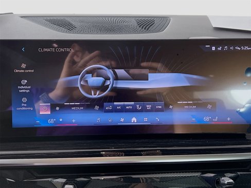 New 2026 BMW X7 xDrive40i w/ M Sport Package image 19