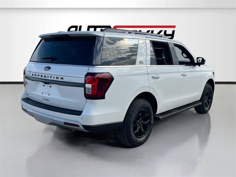 Used 2024 Ford Expedition Timberline image 7