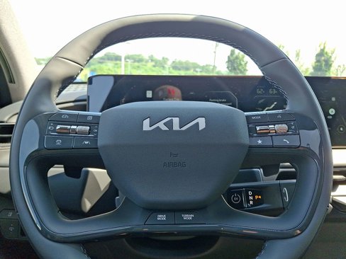 New 2026 Kia EV9 Wind image 17