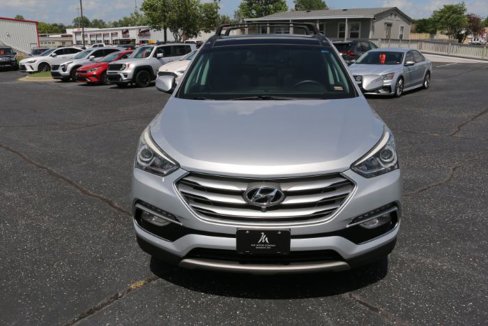 Used 2018 Hyundai Santa Fe Sport image 11