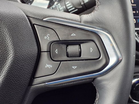 Used 2023 Chevrolet TrailBlazer ACTIV w/ Sun and Liftgate Package image 16