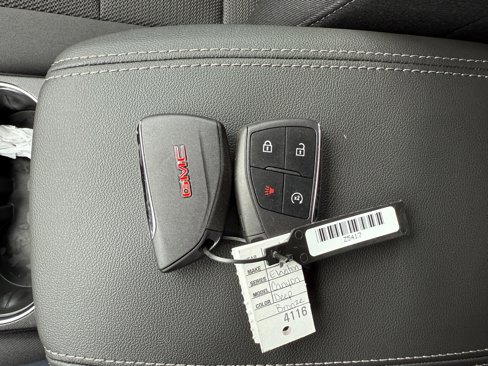 New 2025 GMC Canyon Elevation w/ Convenience Package image 34