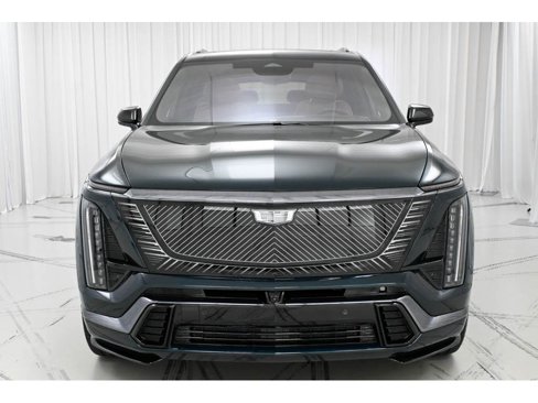 New 2026 Cadillac Vistiq Platinum image 3