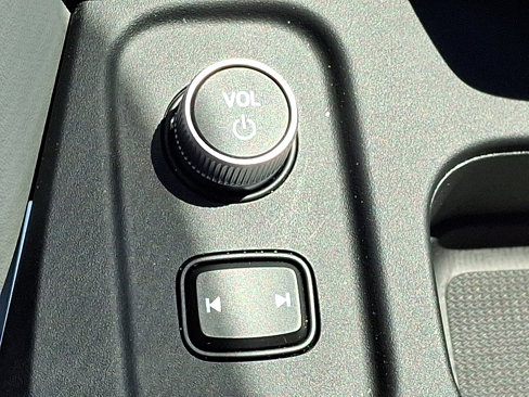 Certified 2025 Acura MDX w/ Technology Package image 29