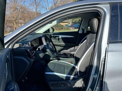 New 2025 Buick Envision Sport Touring image 13