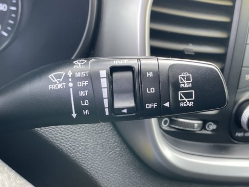 Used 2018 Kia Sorento LX image 18