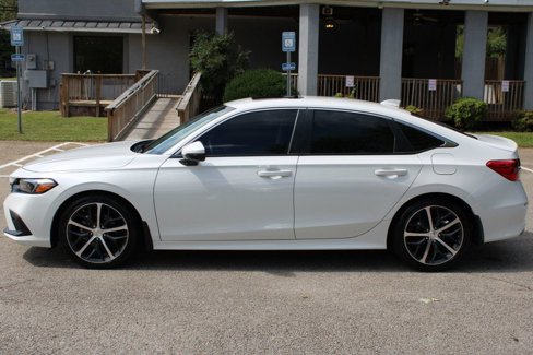 Used 2024 Honda Civic Touring image 4