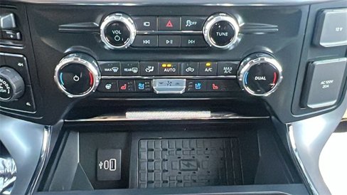 New 2025 Ford F150 Lariat w/ Equipment Group 502A High image 28