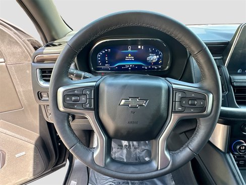 Used 2022 Chevrolet Tahoe Z71 w/ Luxury Package image 11