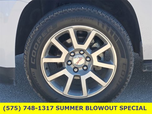 Used 2016 GMC Yukon XL Denali w/ Open Road Package image 9