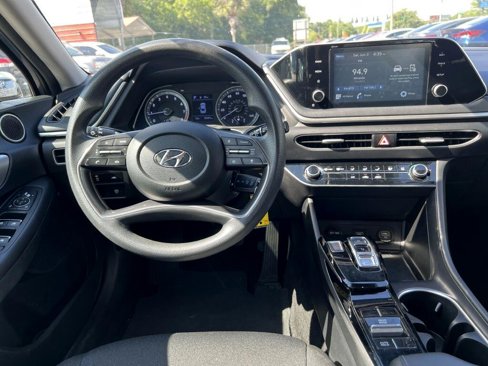 Used 2021 Hyundai Sonata SE image 13