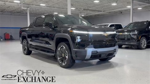 New 2026 Chevrolet Silverado EV LT image 1