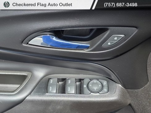 Used 2018 Chevrolet Equinox LT image 22