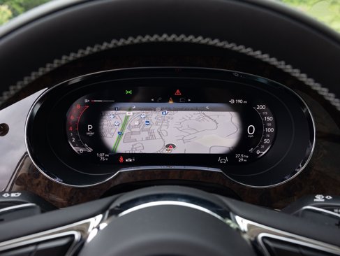 New 2025 Bentley Bentayga image 30
