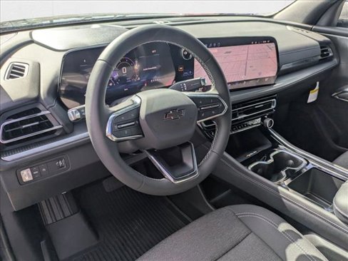 New 2026 Chevrolet Traverse LT w/ Midnight/Sport Edition image 3