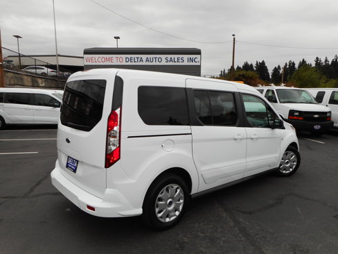 Used 2016 Ford Transit Connect XLT image 3
