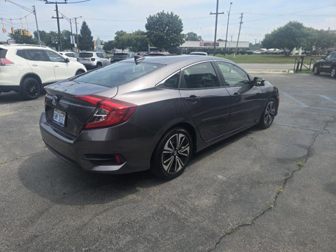Used 2018 Honda Civic EX-T image 6