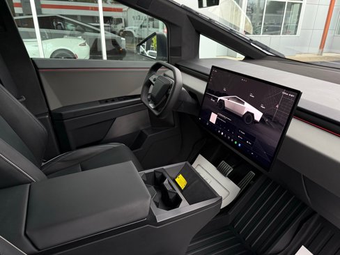 Used 2024 Tesla Cybertruck AWD Crew Cab image 22