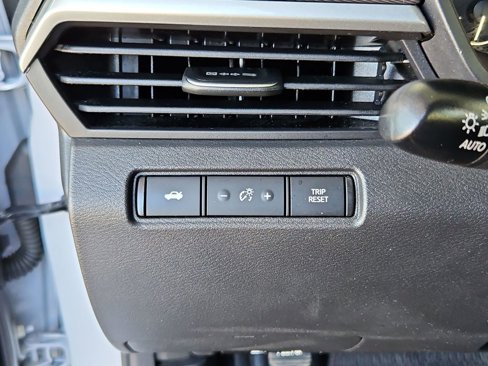Used 2024 Nissan Altima 2.5 SR image 15