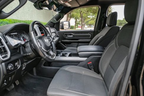 Used 2022 RAM 1500 Lone Star w/ Night Edition image 4
