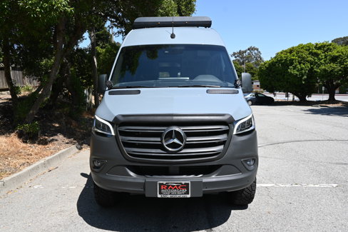 Used 2019 Mercedes-Benz Sprinter 4x4 144 w/ Premium Plus Package image 9